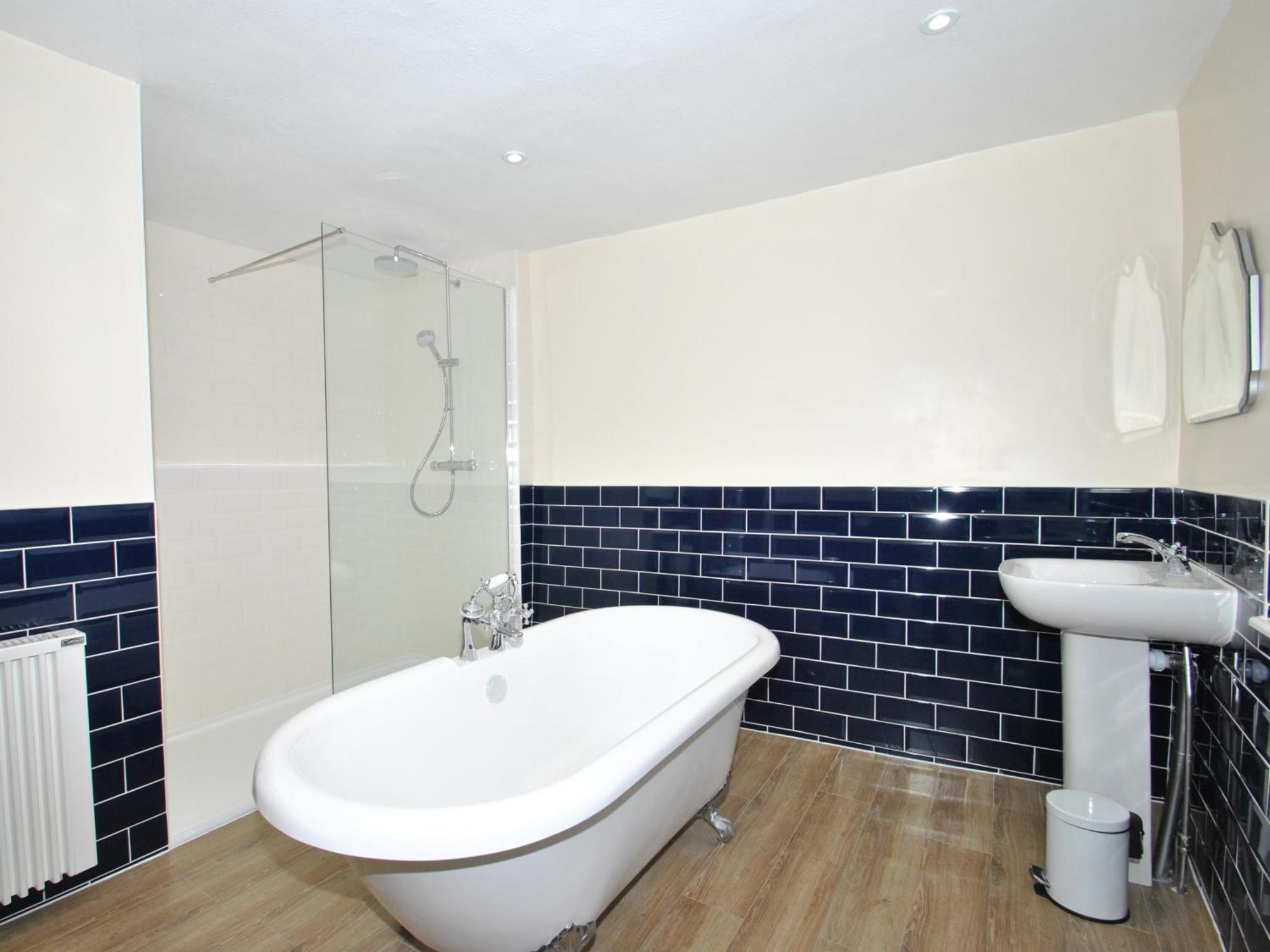 The Hood Arms Hotel Kilve Room photo