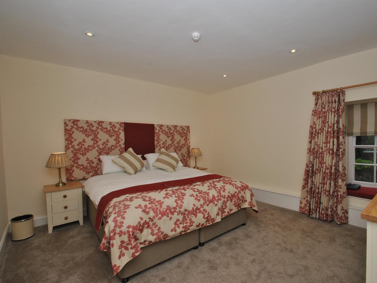 The Hood Arms Hotel Kilve Room photo
